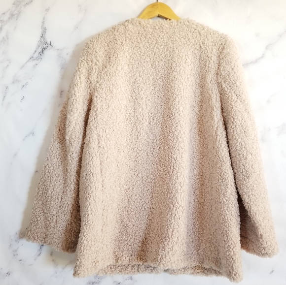 MAX STUDIO Sherpa Jacket - Picture 2 of 9